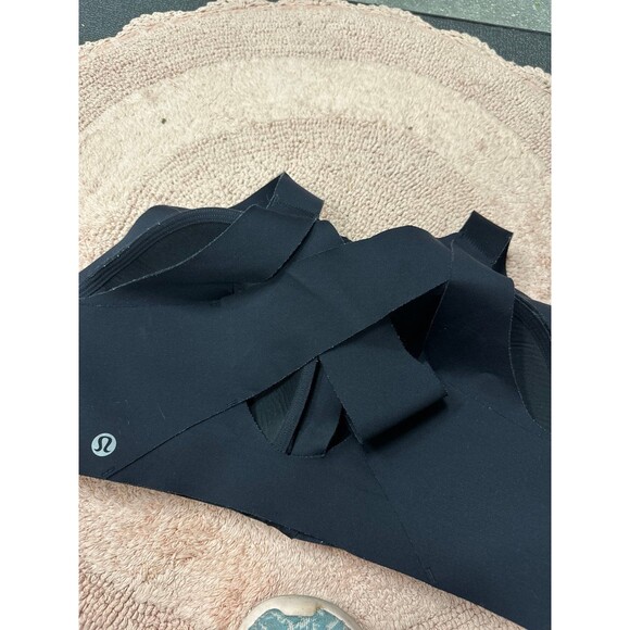 Lululemon black sports bra - Picture 5 of 5